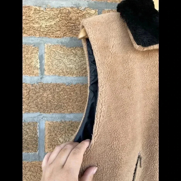 Nils Resort Collection Beige & Black Fleece Vest Cinch Waist Apres small - Picture 3 of 11